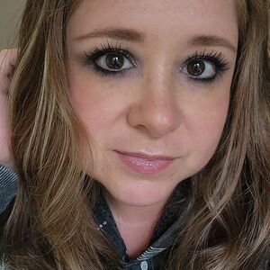 🦋 Hi! I'm Caitlin 🦋